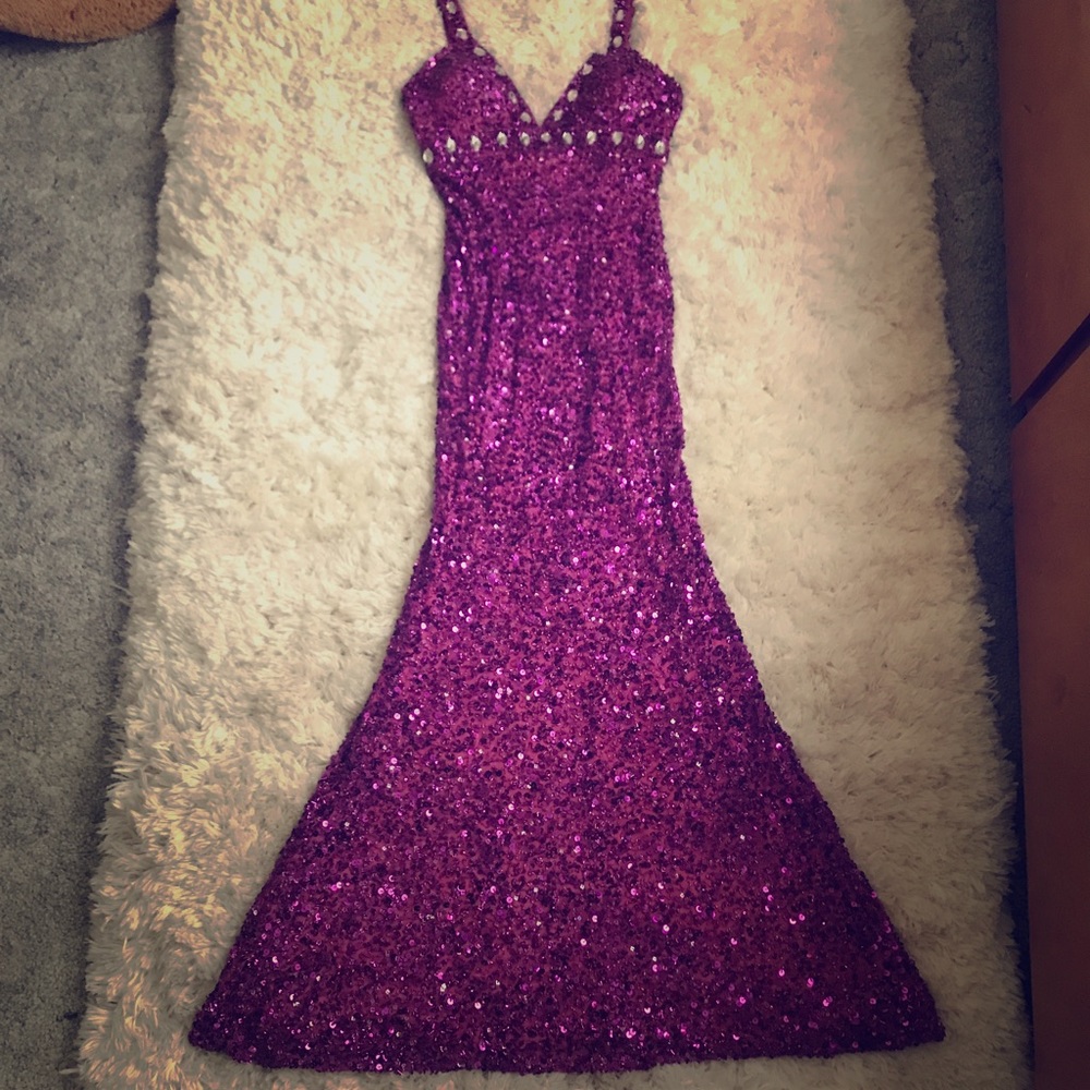 Purple Scala Sequined Prom Dress 💐